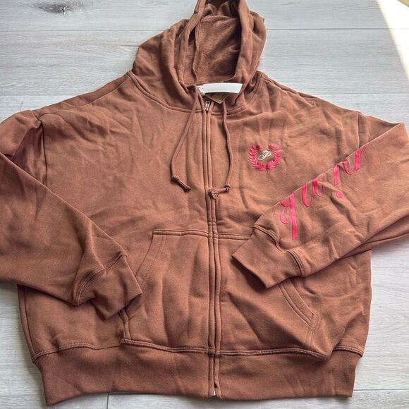 Victoria’s Secret Pink Hoodie with Embroidered Logo Small Brown NWT in packaging - Picture 2 of 4